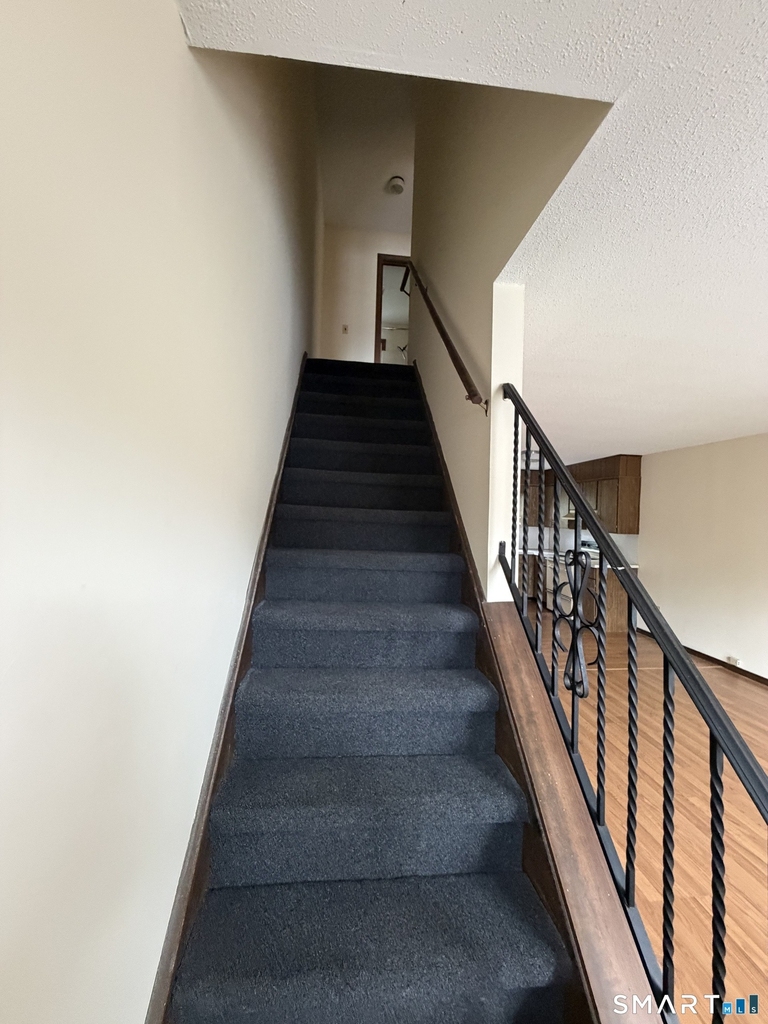 90 Burton Street - Photo 6