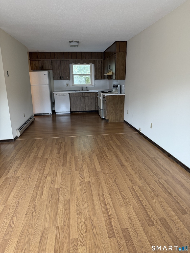 90 Burton Street - Photo 4
