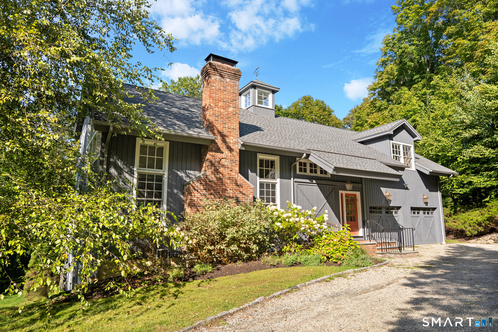 84 Gunn Hill Road - Photo 1