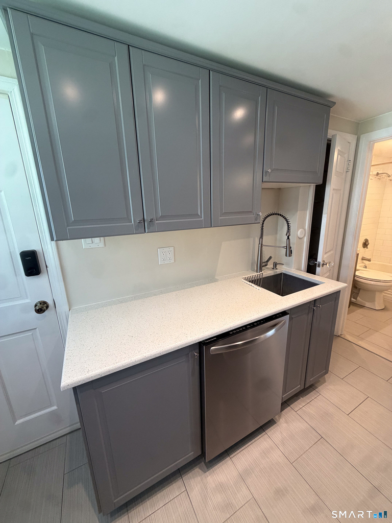 6 Prior Avenue - Photo 5