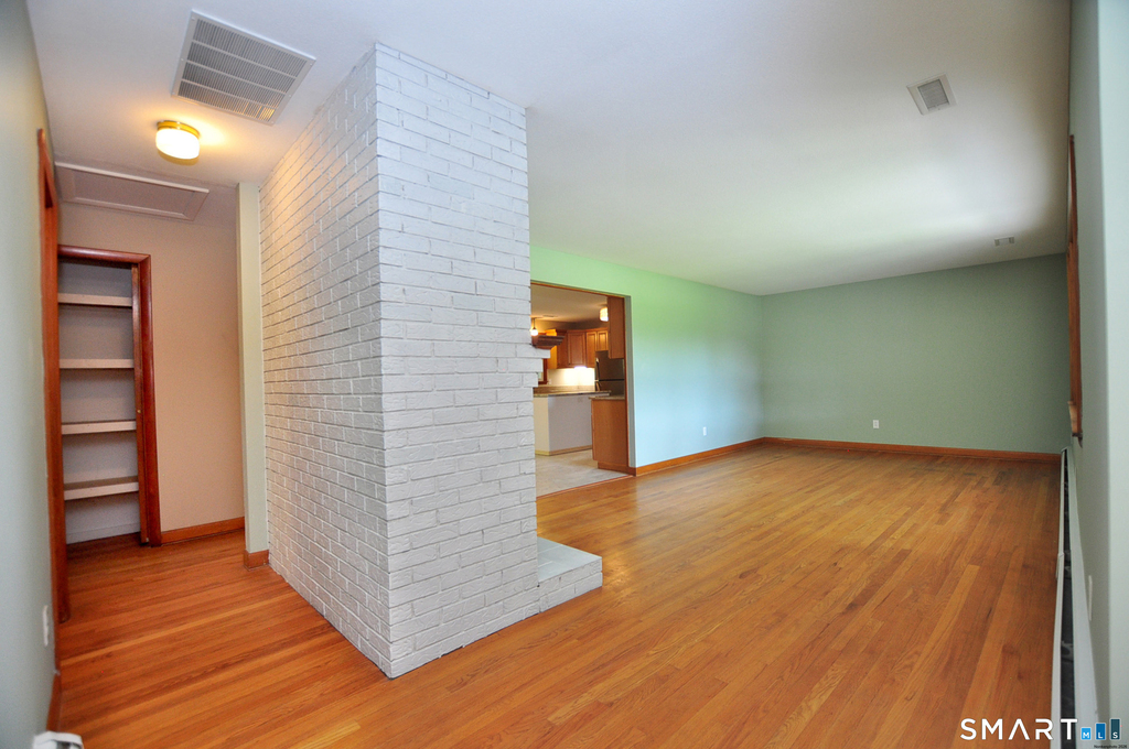 84 Holcomb Street - Photo 9