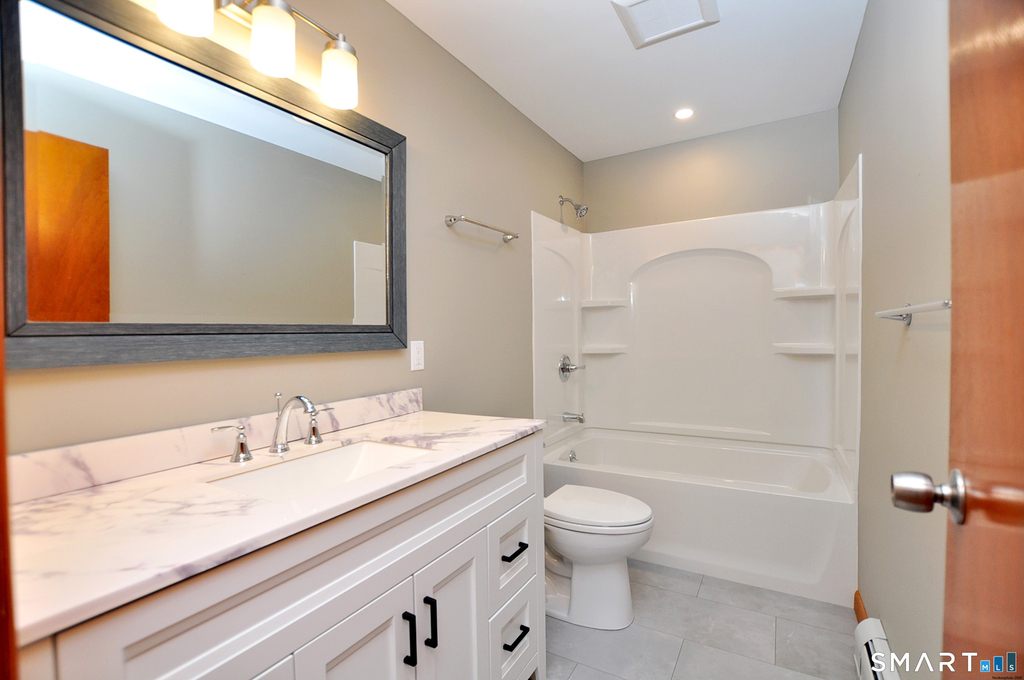 84 Holcomb Street - Photo 24