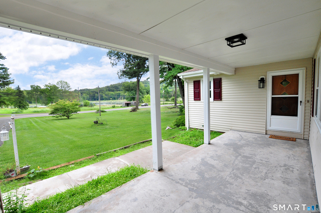 84 Holcomb Street - Photo 1