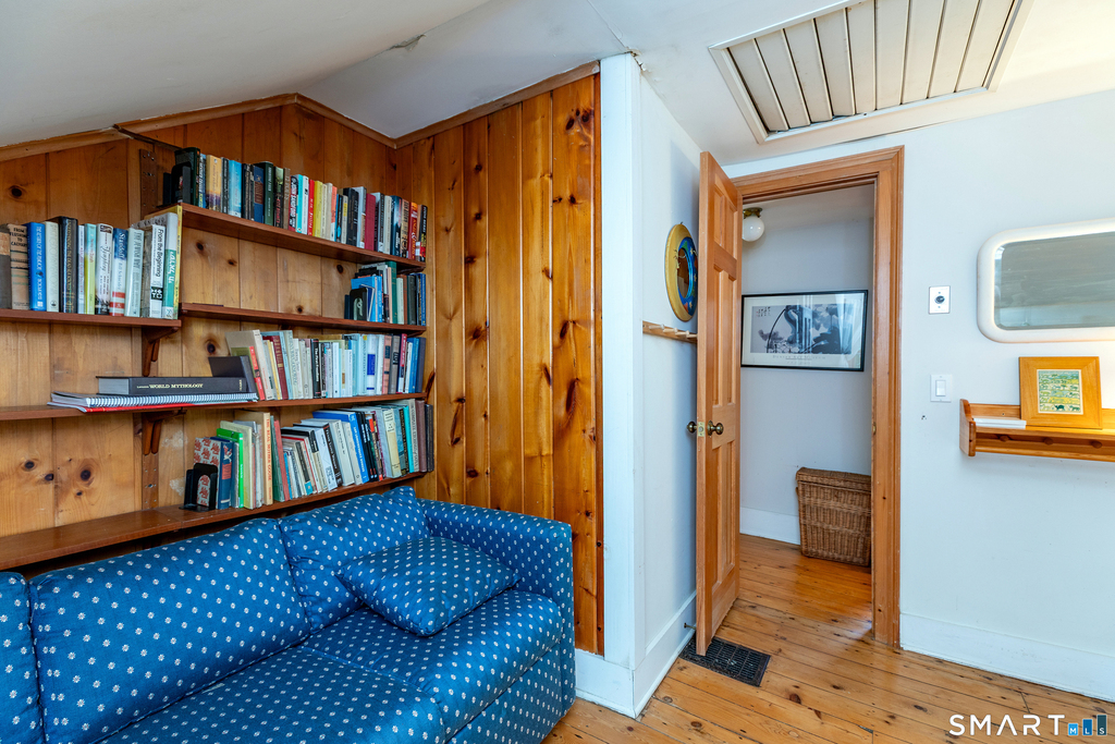 29 Holiday Point Road - Photo 16