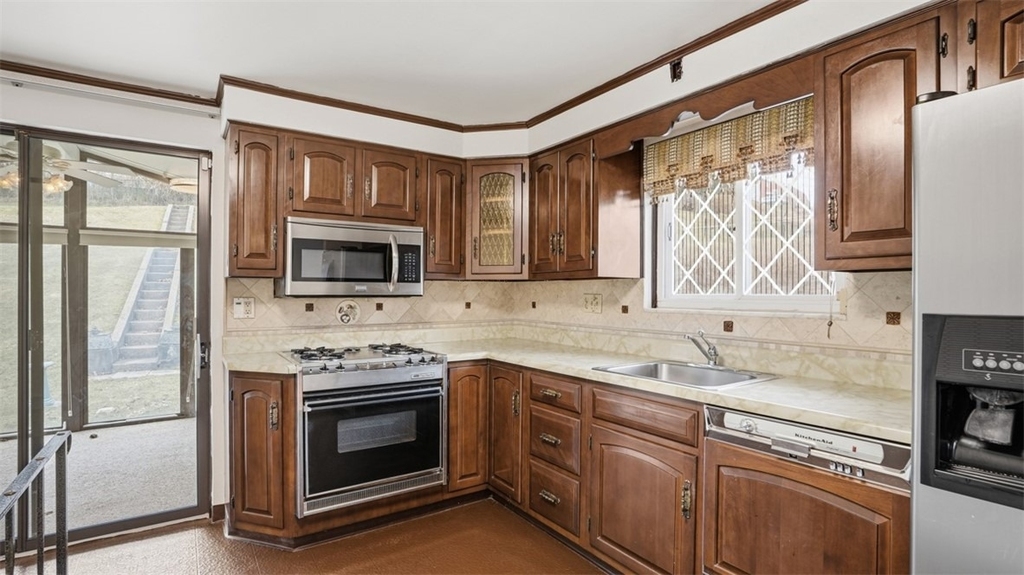 4782 Barone Dr - Photo 6
