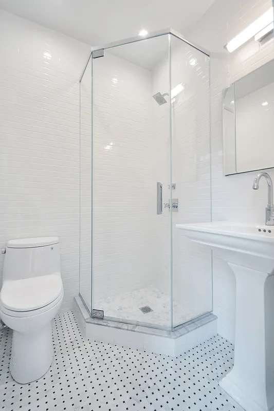 226 East 70th Street - Photo 6