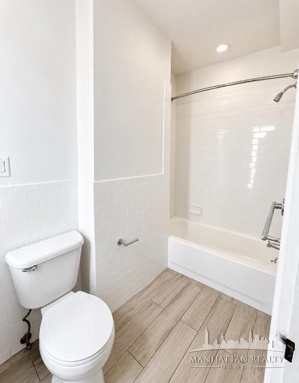  East 46th Street - Photo 4
