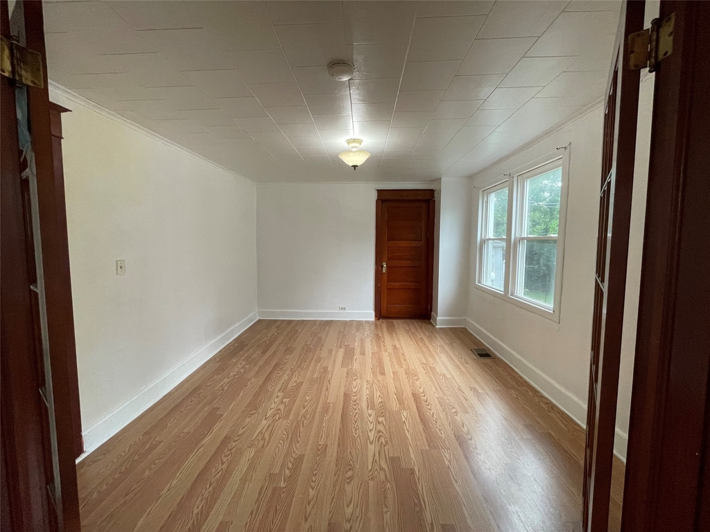 31 Brown St - Photo 7