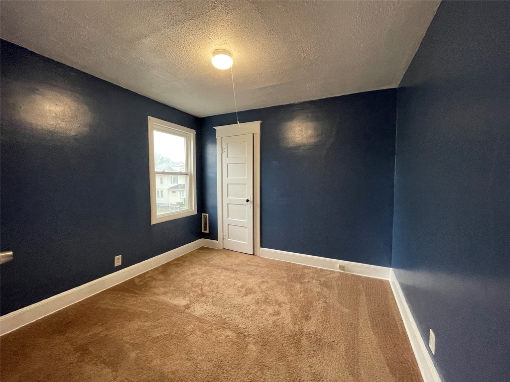 31 Brown St - Photo 16