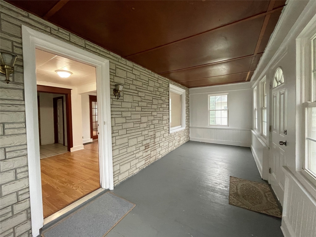 31 Brown St - Photo 3