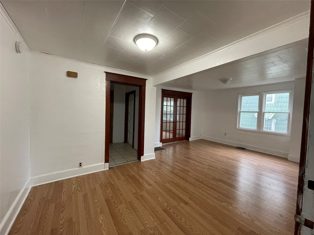 31 Brown St - Photo 4