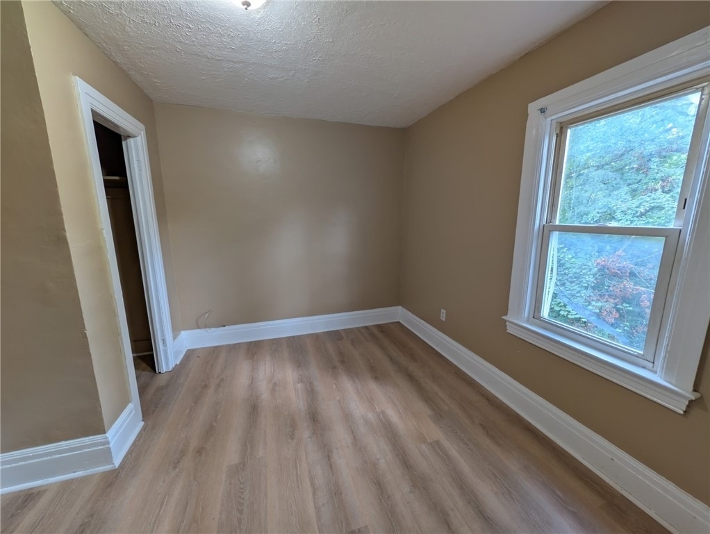 145 Glendale Park - Photo 4