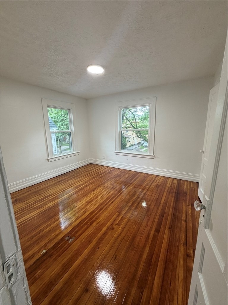 392-394 Columbia Avenue - Photo 7