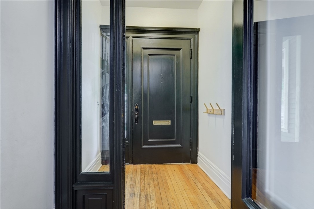 18 Sibley Place - Photo 3