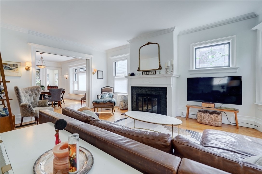 18 Sibley Place - Photo 9