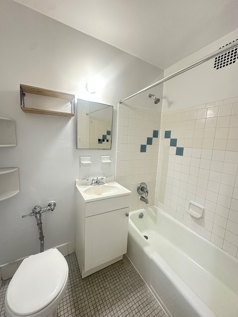 316 East 83rd Street - Photo 3