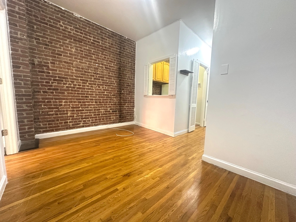 316 East 83rd Street - Photo 2