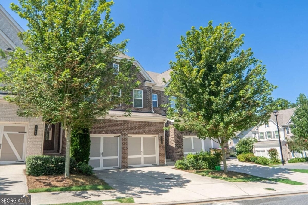 1302 Endicott Court - Photo 0