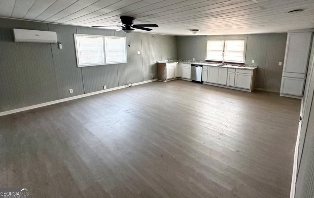 109 South Street - Photo 1