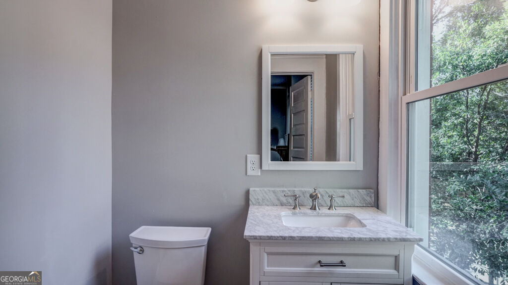 877 Edgewood Avenue - Photo 19