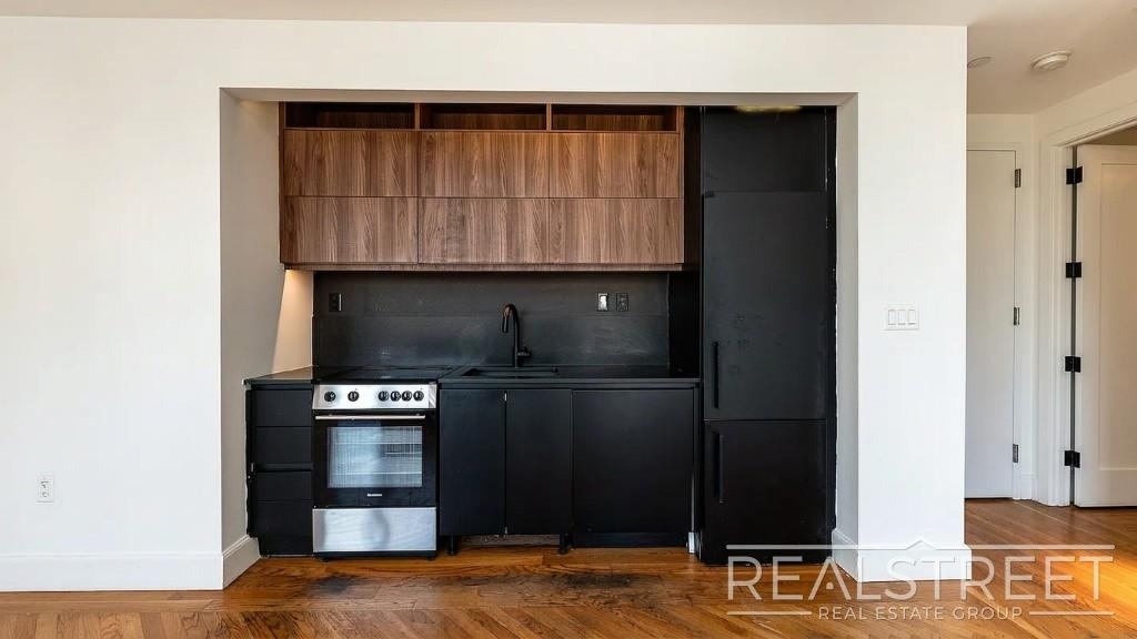 1 Duffield Street - Photo 1