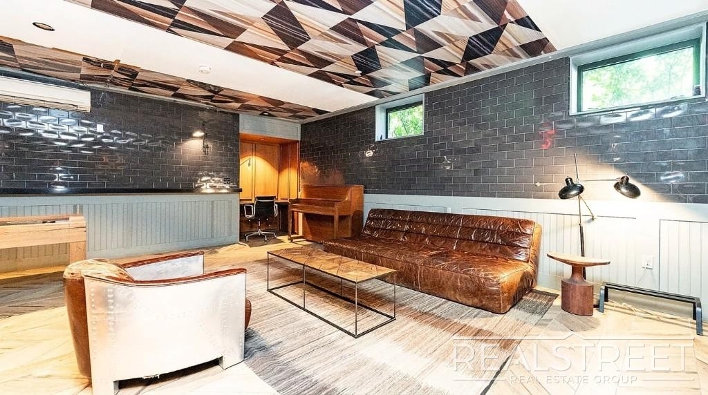 1 Duffield Street - Photo 11