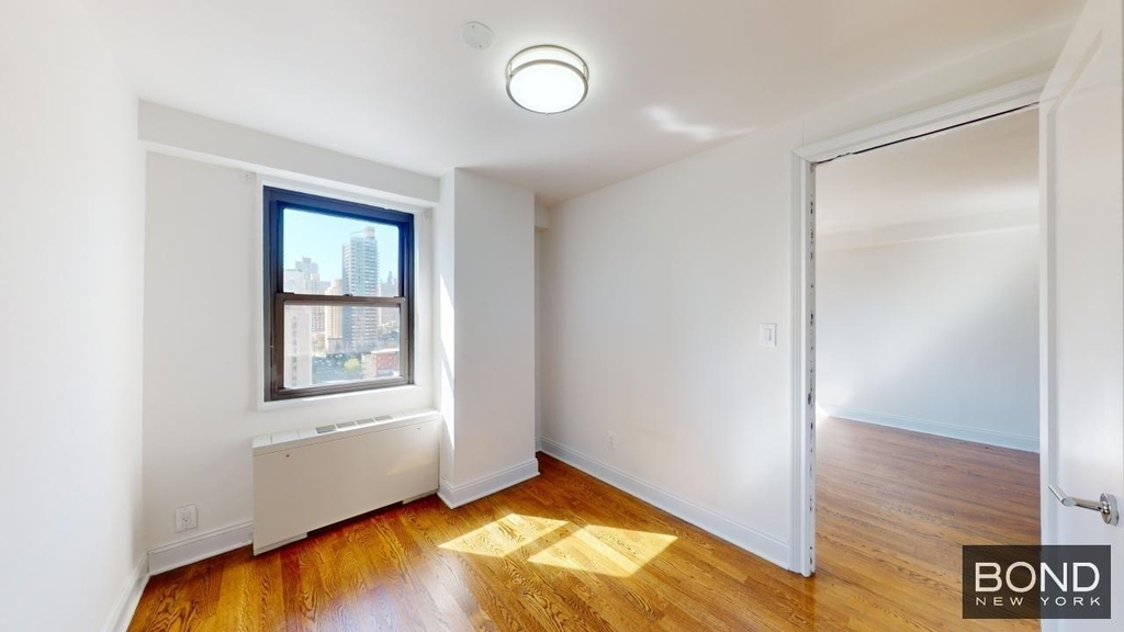 East 88th Street - Photo 3