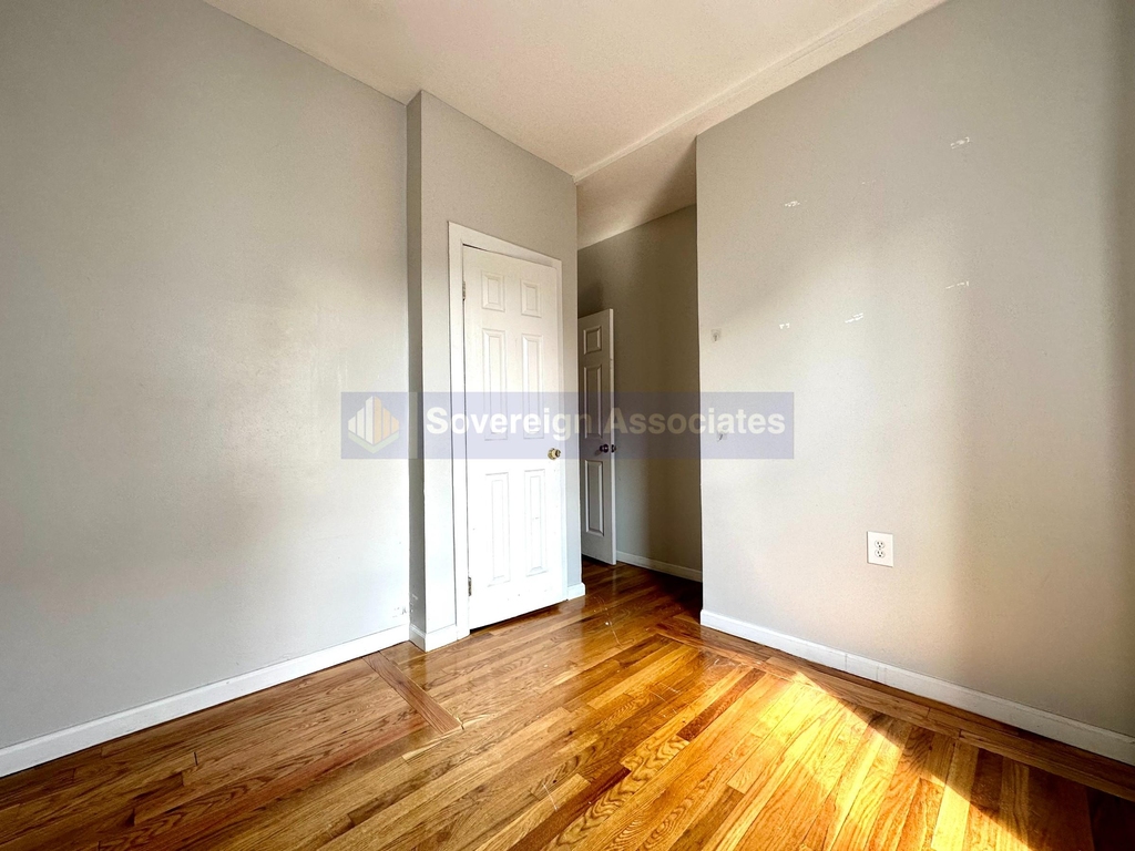 571 West 159th Street - Photo 5