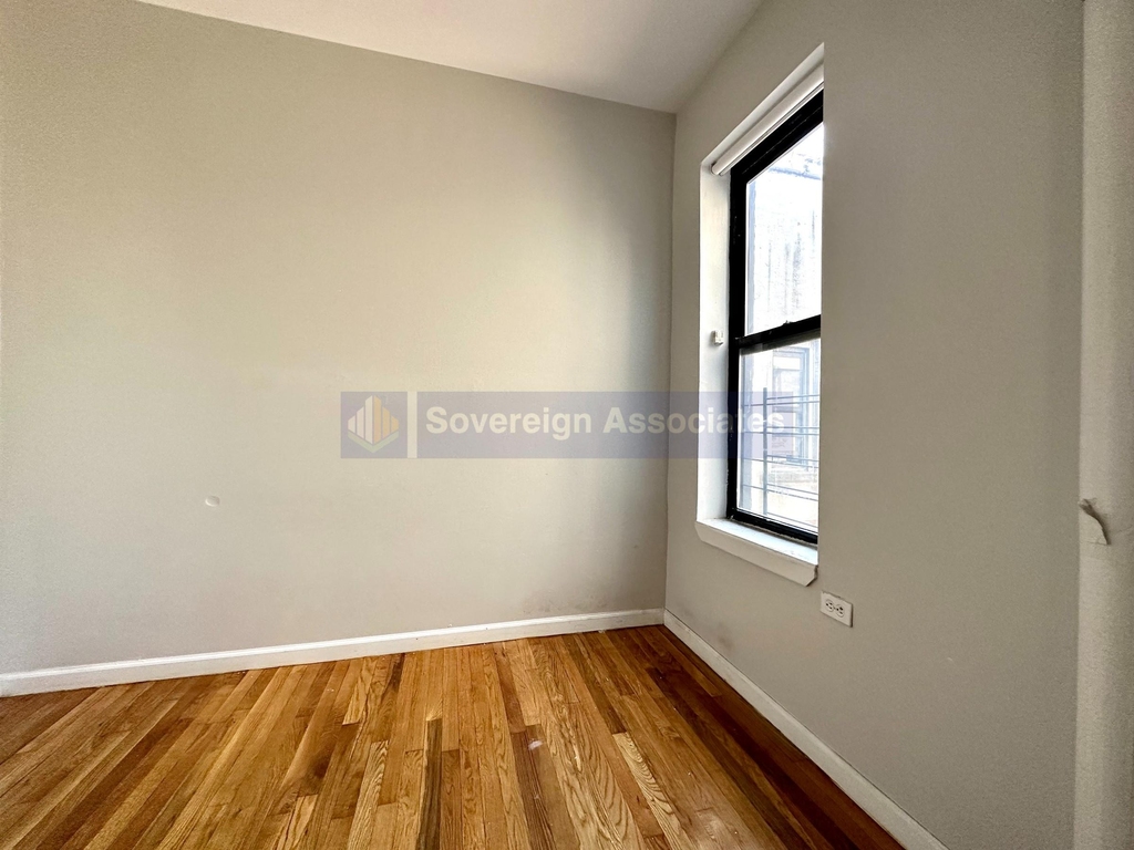 571 West 159th Street - Photo 9