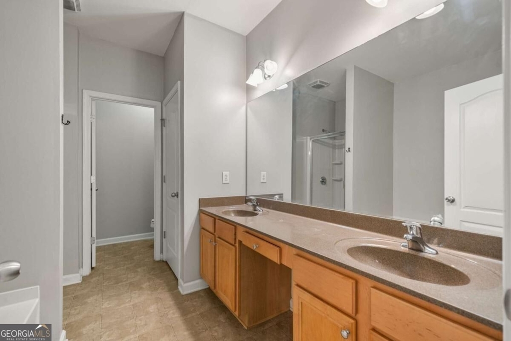 1030 Firethorne Pass - Photo 17