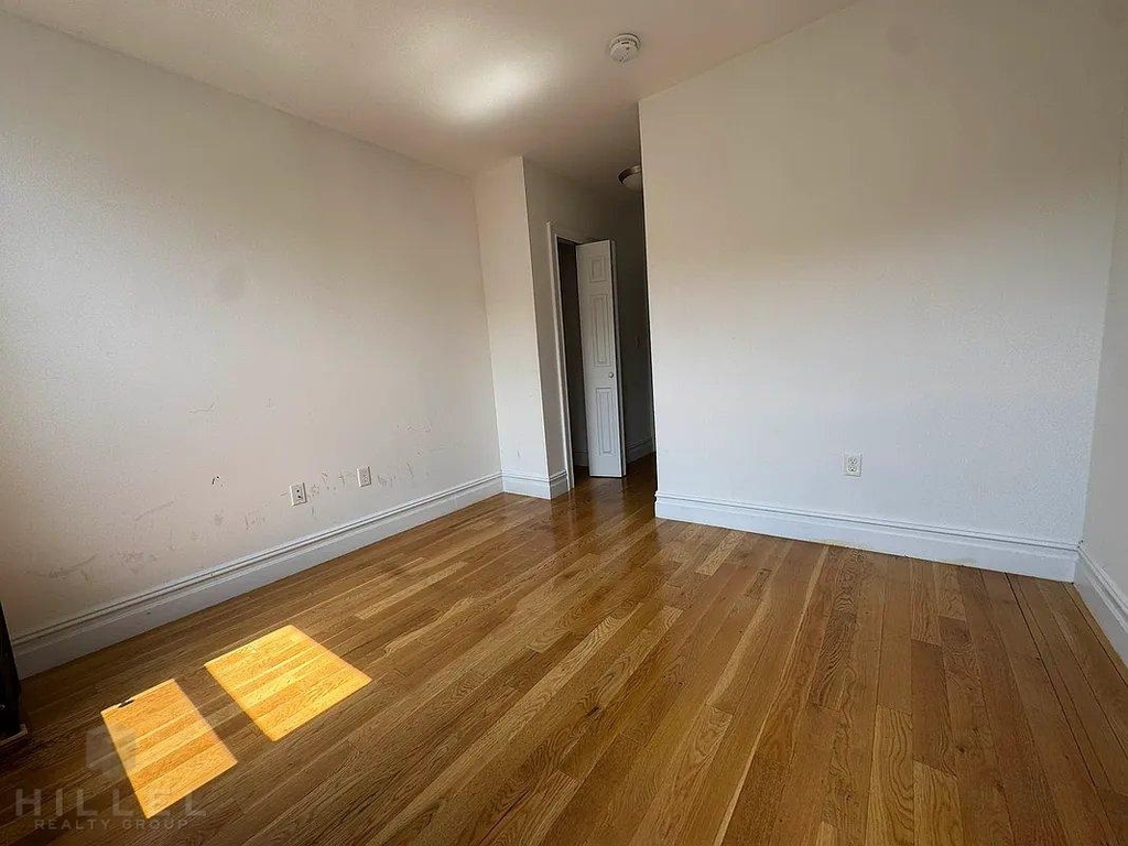 21-80 38th St. - Photo 6