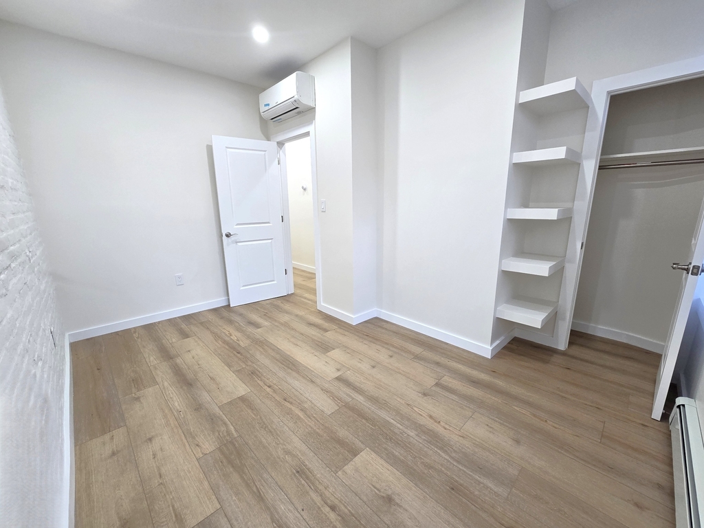 38-10 30th Street - Photo 10