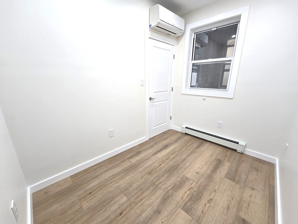 38-10 30th Street - Photo 12