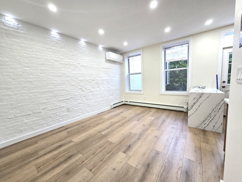 38-10 30th Street - Photo 6