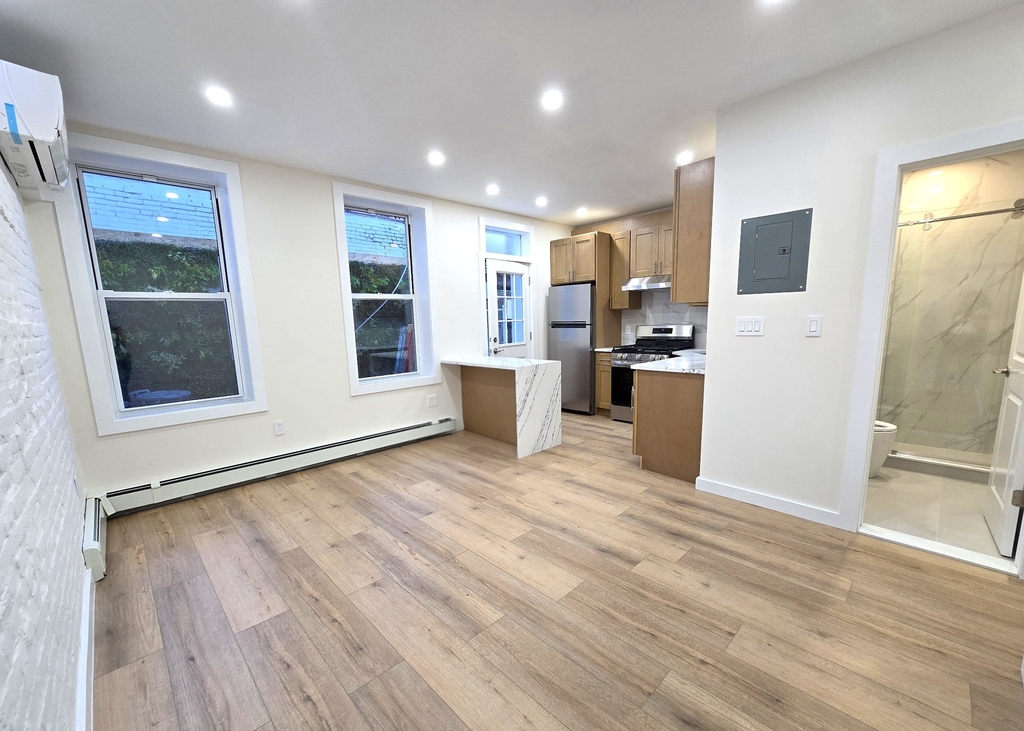 38-10 30th Street - Photo 5