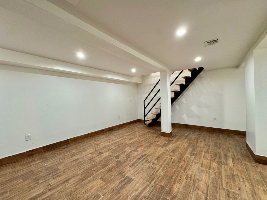9 Marcus Garvey Boulevard - Photo 11