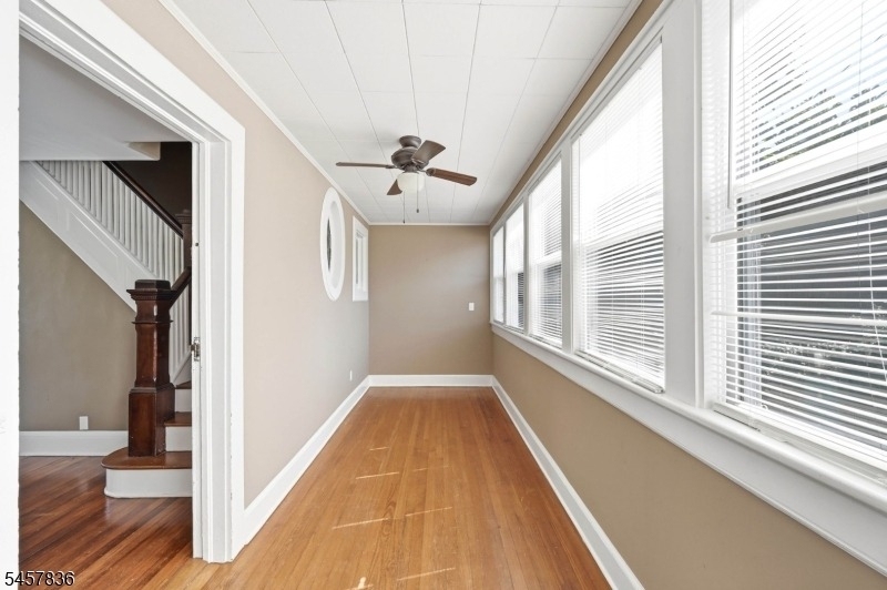 321 William St - Photo 1