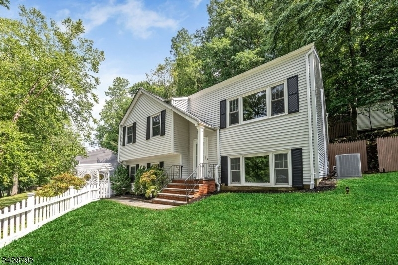 62 Burnham Pkwy - Photo 2