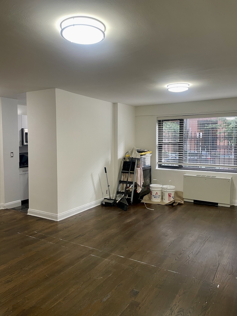 East 56th Street - Photo 1