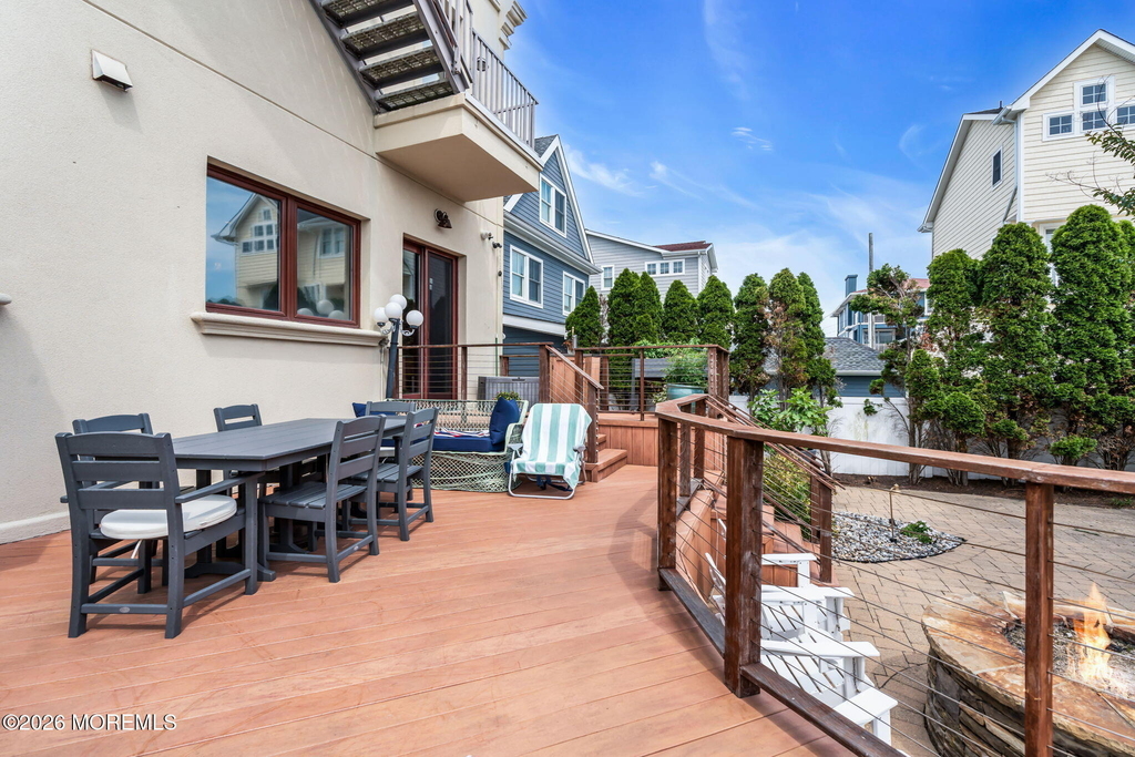 103 11th Avenue - Photo 52