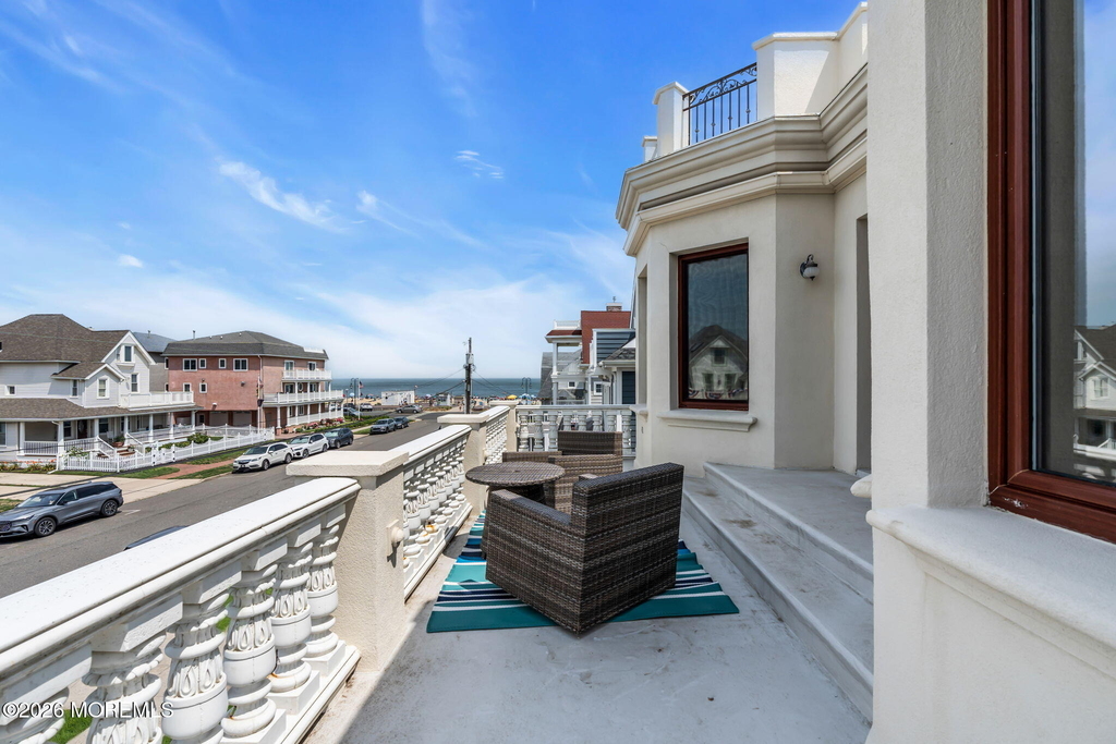 103 11th Avenue - Photo 35