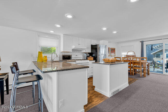157 Beach Front - Photo 18