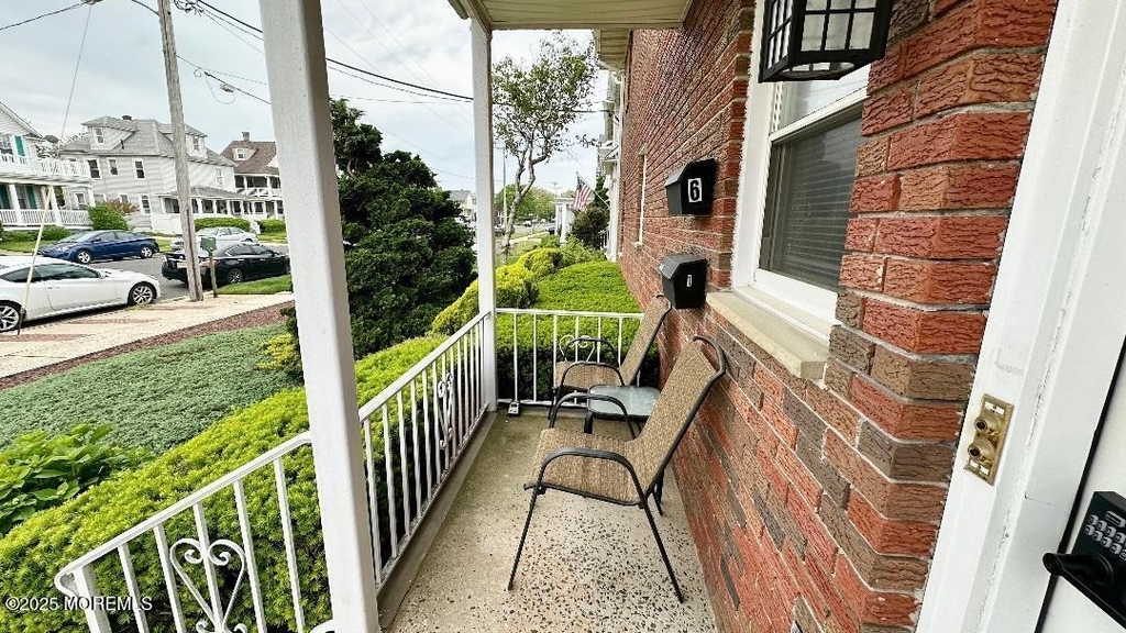 102 10th Avenue - Photo 22
