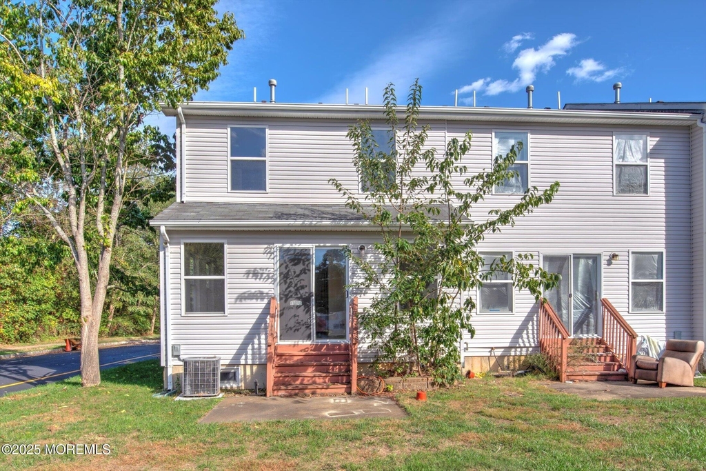 15 Esplanade Way - Photo 40