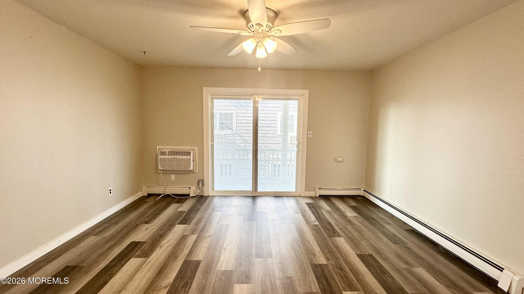 709 Ocean Avenue N - Photo 7