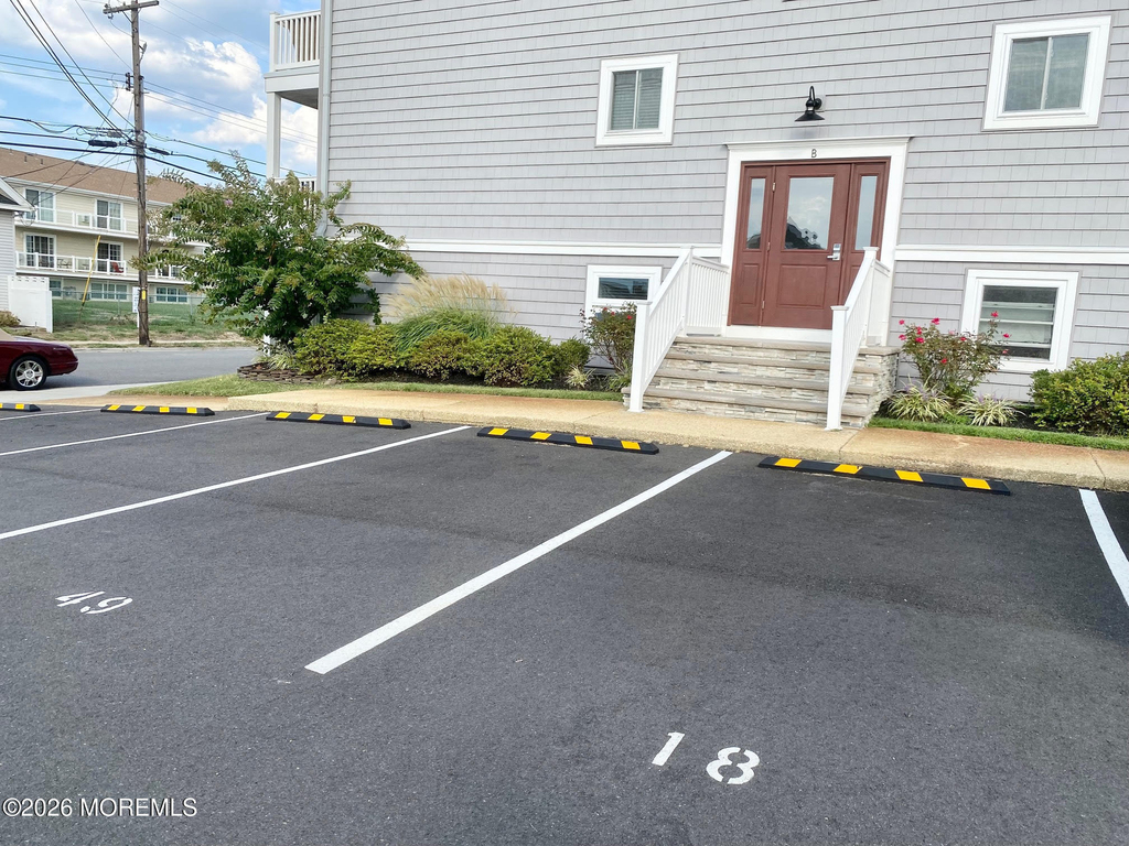 709 Ocean Avenue N - Photo 16