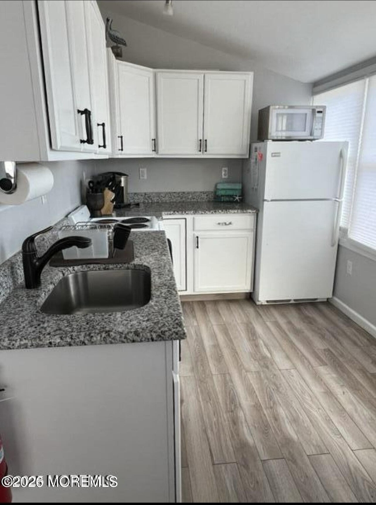 116 W Plover Way - Photo 4