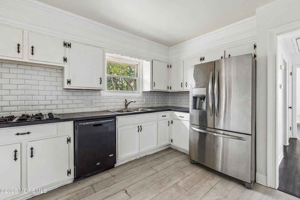297 Cambourne Drive - Photo 5