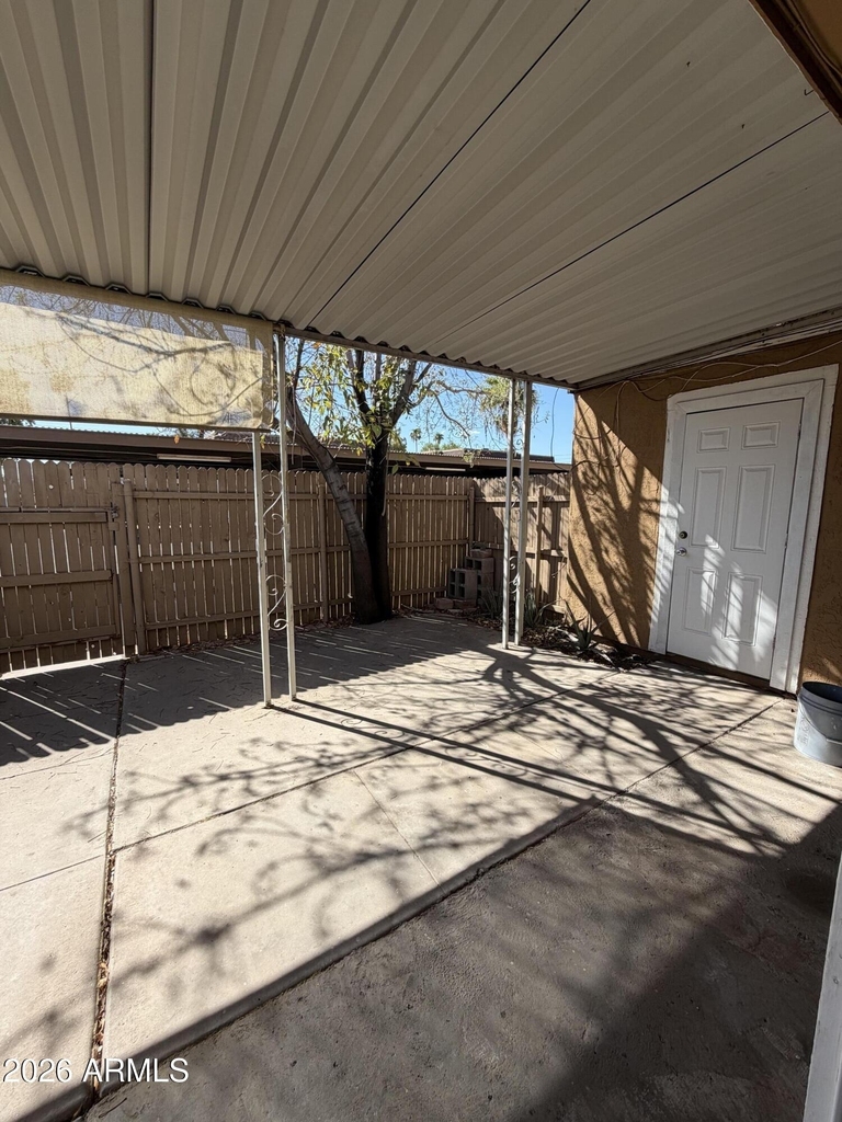 8235 N 34th Drive - Photo 11
