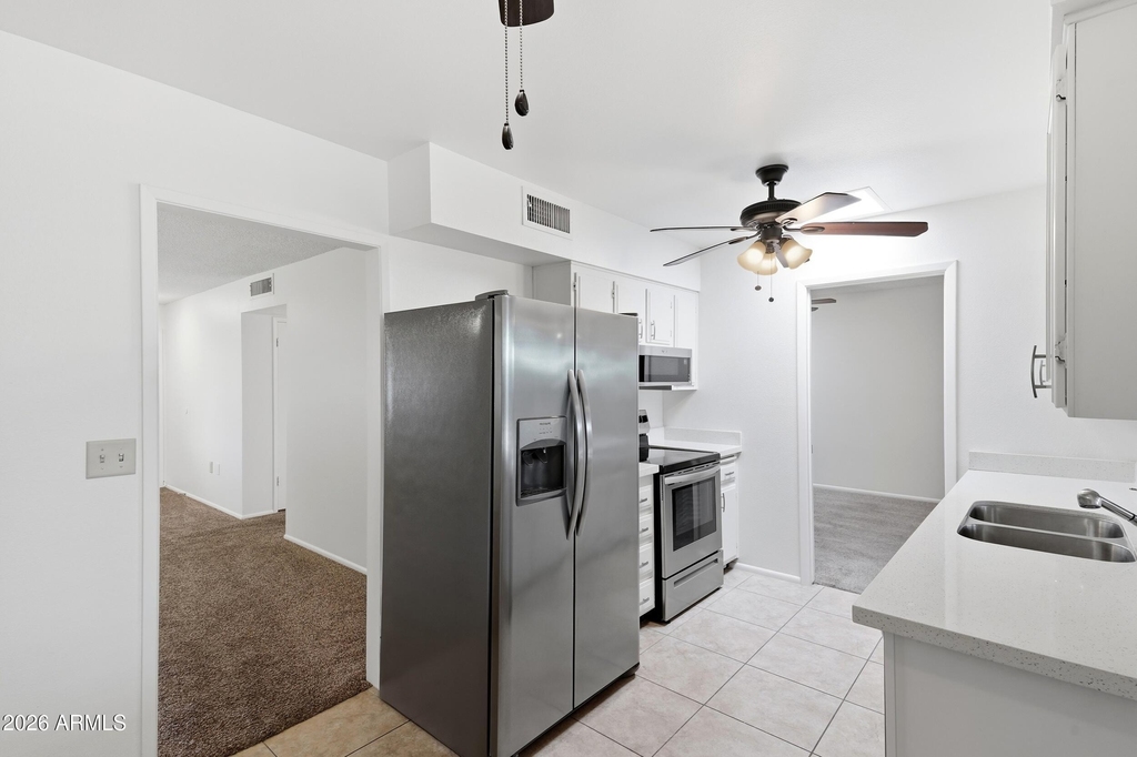10922 W Santa Fe Drive - Photo 7